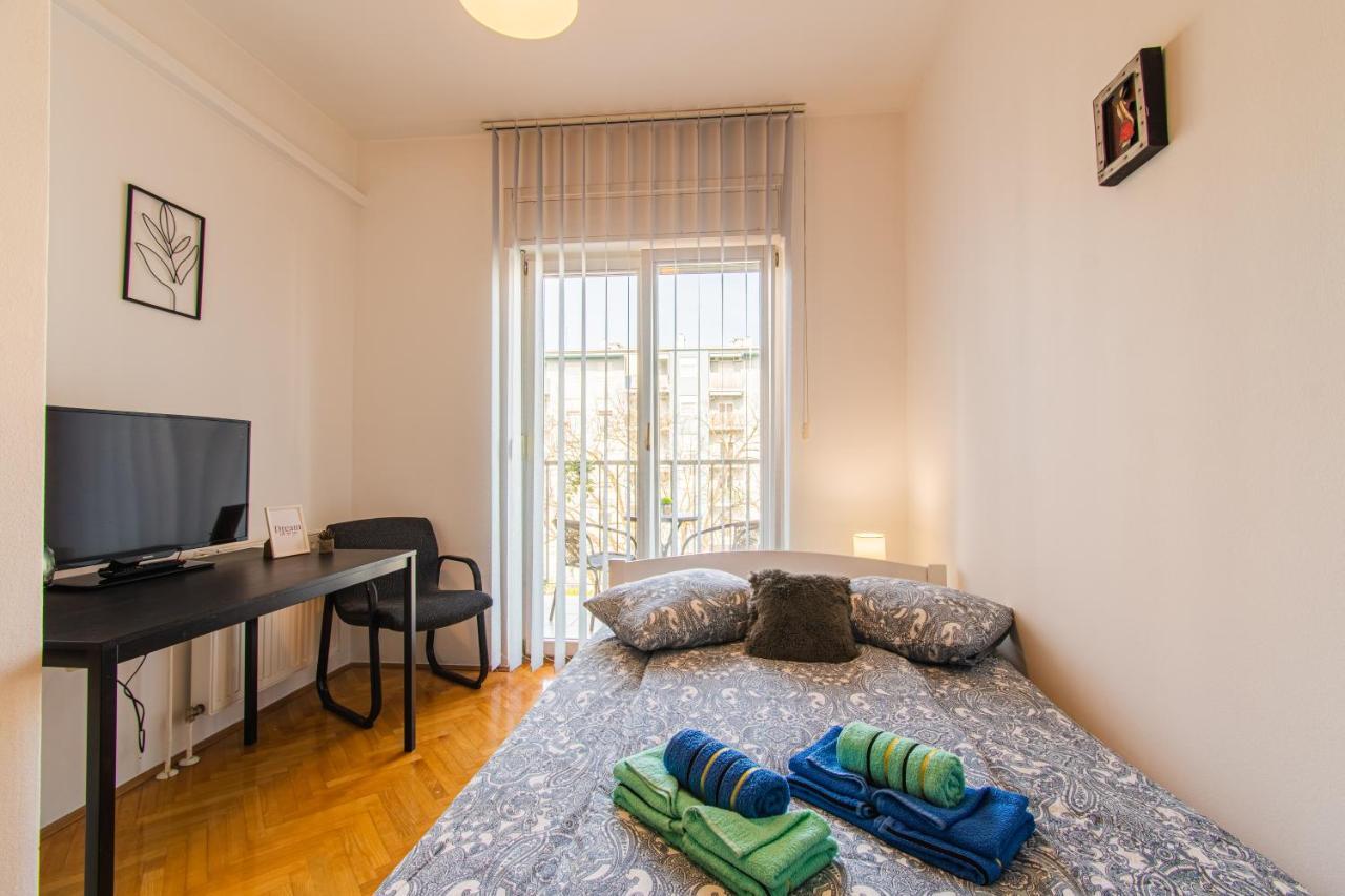 Flexible Selfcheckins 47 - Zagreb - Two Loggia - New - 3 Beedroms - 2 Wc Apartment Bagian luar foto