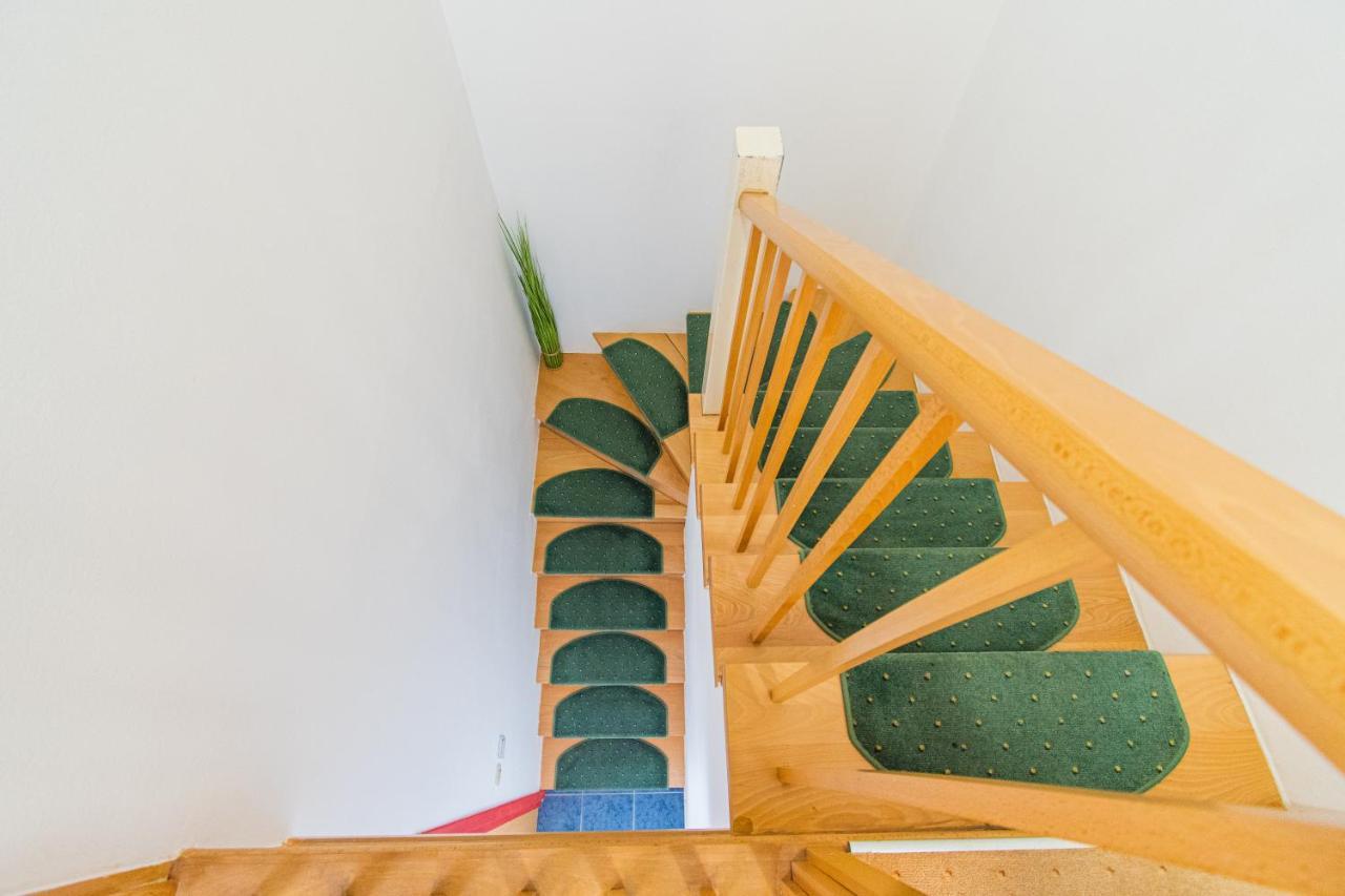 Flexible Selfcheckins 47 - Zagreb - Two Loggia - New - 3 Beedroms - 2 Wc Apartment Bagian luar foto